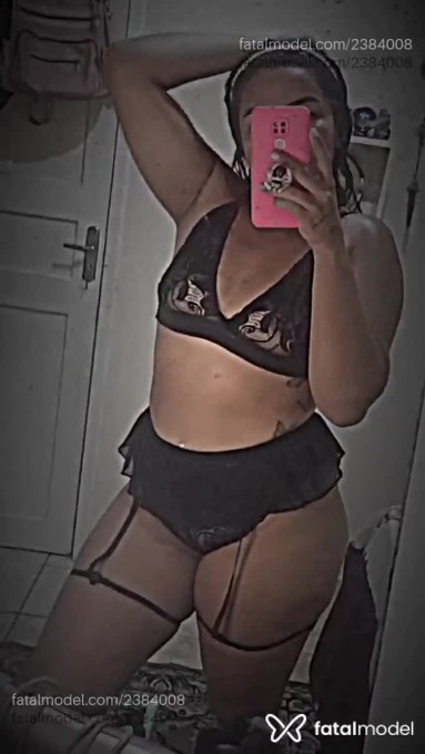Acompanhante mulher morena (o) de olhos castanhos em Virtual Acompanhante mulher morena (o) de olhos castanhos em Virtual - Bebêfantasma