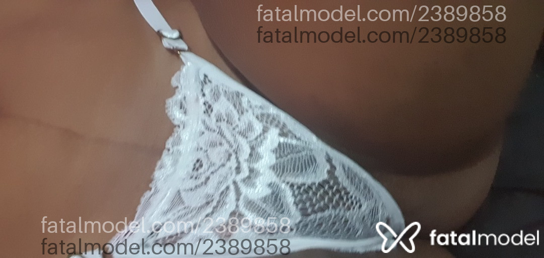 Acompanhante mulher morena (o) de olhos pretos em Virtual - Morena