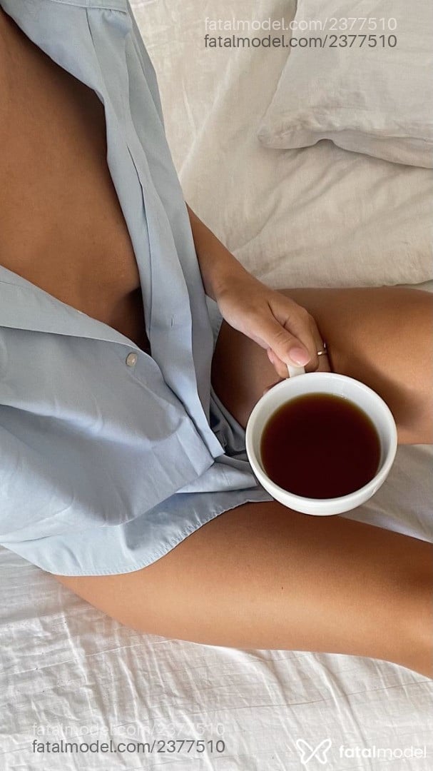 Acompanhante mulher morena (o) de olhos castanhos em Sobral - Helena Jade