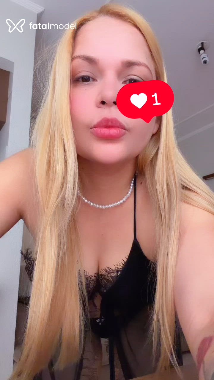 Acompanhante mulher loira (o) de olhos castanhos - Bruna Katrin Acompanhante mulher loira (o) de olhos castanhos - Bruna Katrin