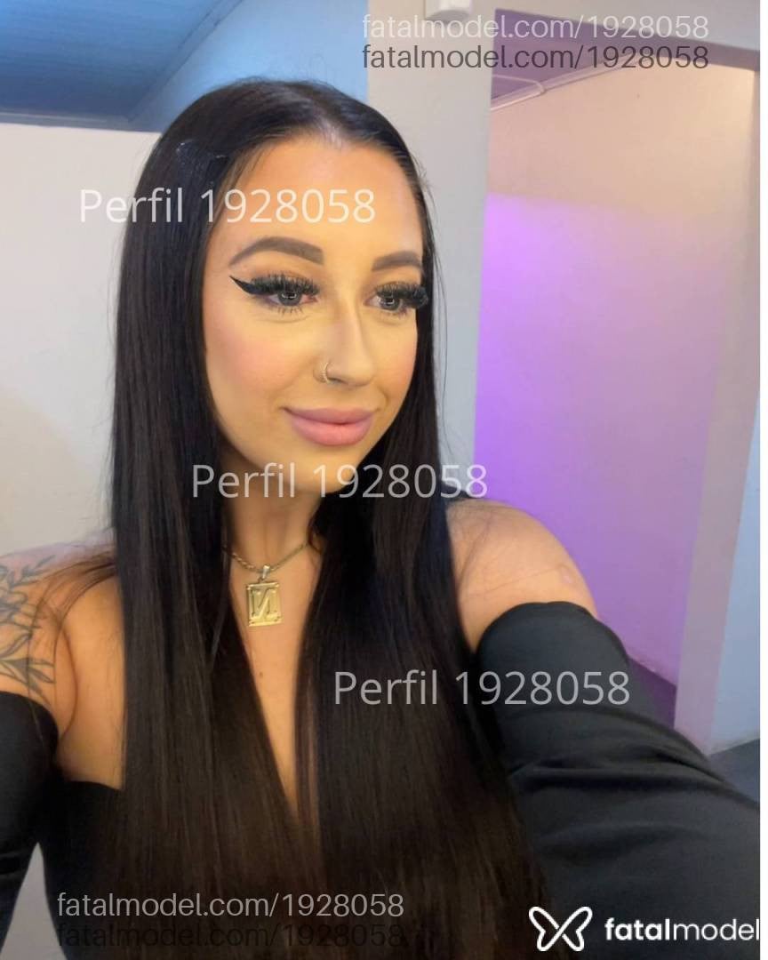 Acompanhante mulher morena (o) de olhos azuis em Chapecó - Anna Clara