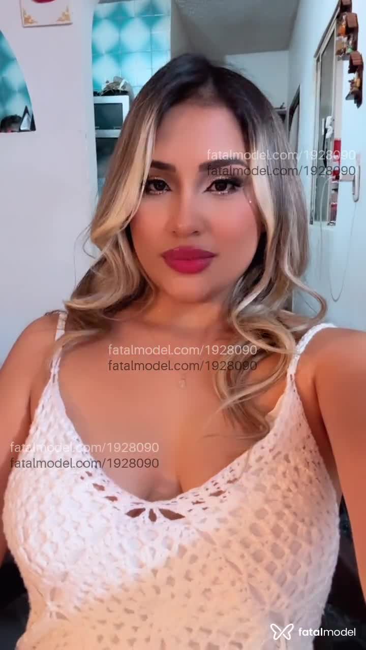 Acompanhante mulher loira (o) de olhos castanhos em Florianópolis - Alyson