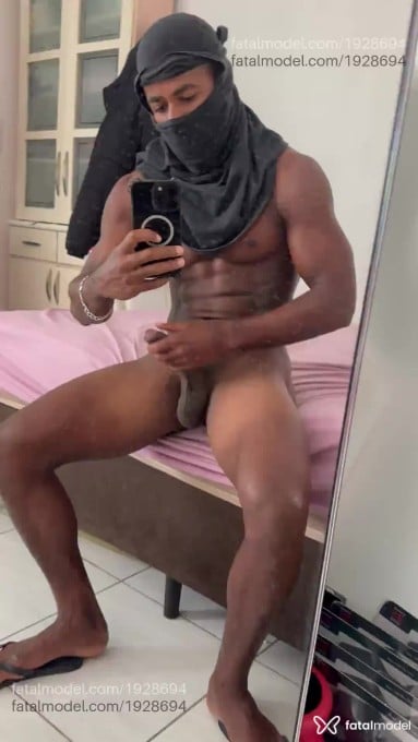 Acompanhante homem morena (o) de olhos pretos em Florianópolis - Blackpau