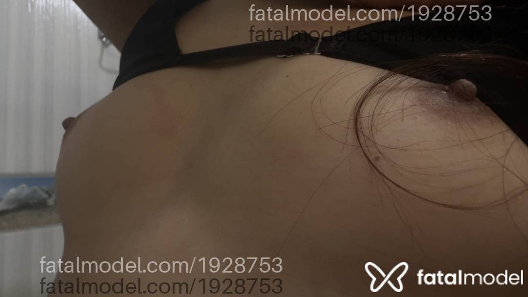 Acompanhante mulher morena (o) de olhos castanhos - Angel Queiroz