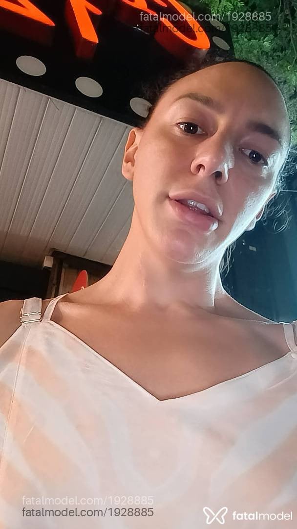 Acompanhante mulher trans morena (o) de olhos pretos em Maringá Acompanhante mulher trans morena (o) de olhos pretos em Maringá - GabriellaFortunato