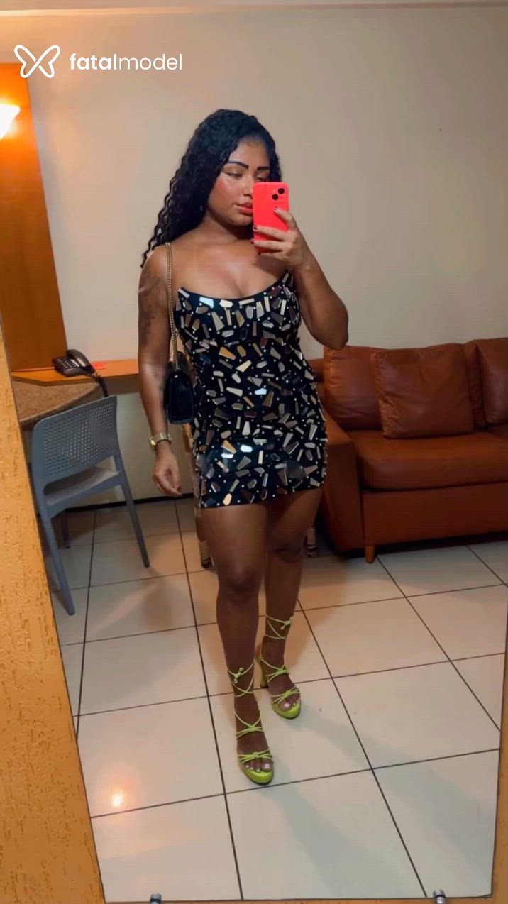 Acompanhante mulher com cabelo castanho de olhos castanhos em Fortaleza Acompanhante mulher com cabelo castanho de olhos castanhos em Fortaleza - Beatriz cavalcante