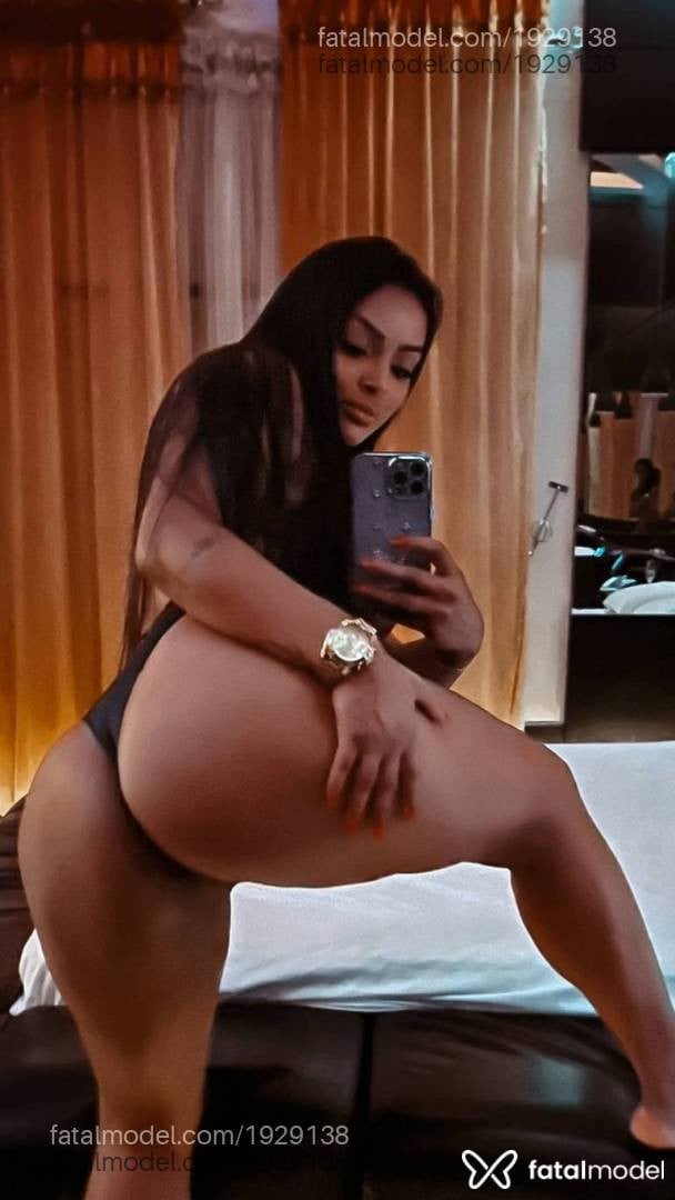 Acompanhante mulher morena (o) de olhos castanhos - Rafaella Castro