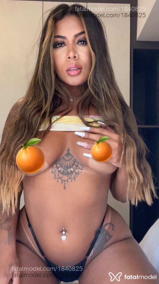 Acompanhante mulher com cabelo castanho de olhos castanhos em São Paulo - Evelynsouzax