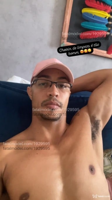 Acompanhante homem morena (o) de olhos castanhos em Belo Horizonte Acompanhante homem morena (o) de olhos castanhos em Belo Horizonte - Lucas