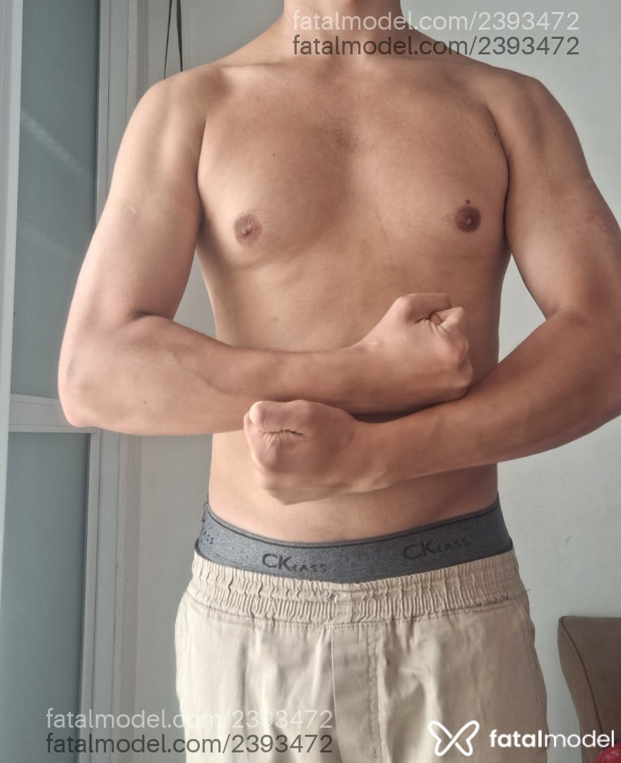Acompanhante homem morena (o) de olhos pretos em Pelotas Acompanhante homem morena (o) de olhos pretos em Pelotas - Gabriel