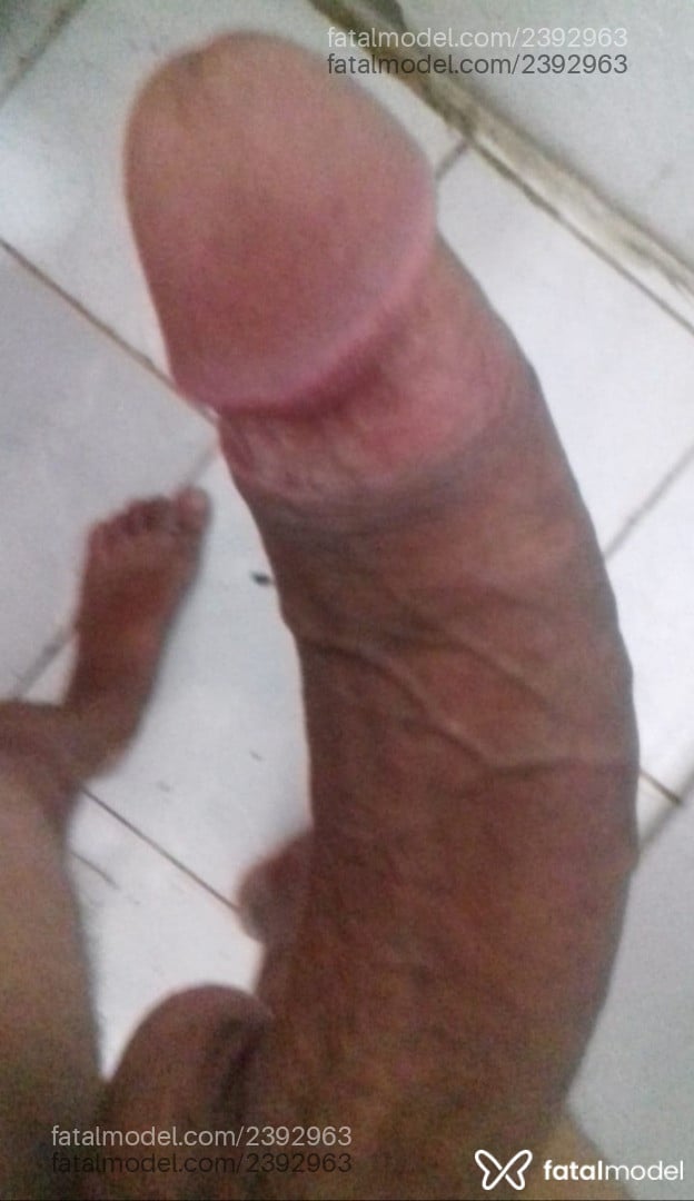 Acompanhante homem morena (o) de olhos pretos - Baianinhotaradinho Acompanhante homem morena (o) de olhos pretos - Baianinhotaradinho