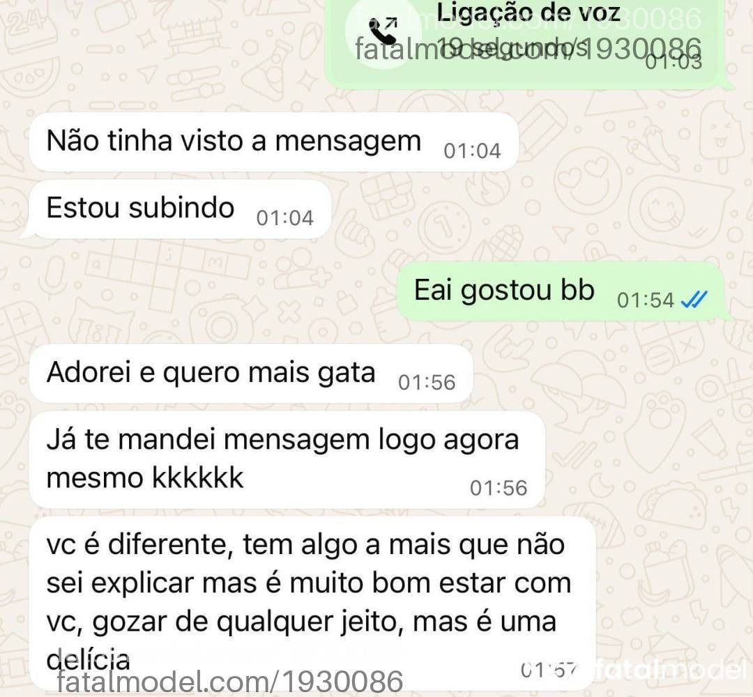 Acompanhante mulher trans morena (o) de olhos pretos - Natashinha