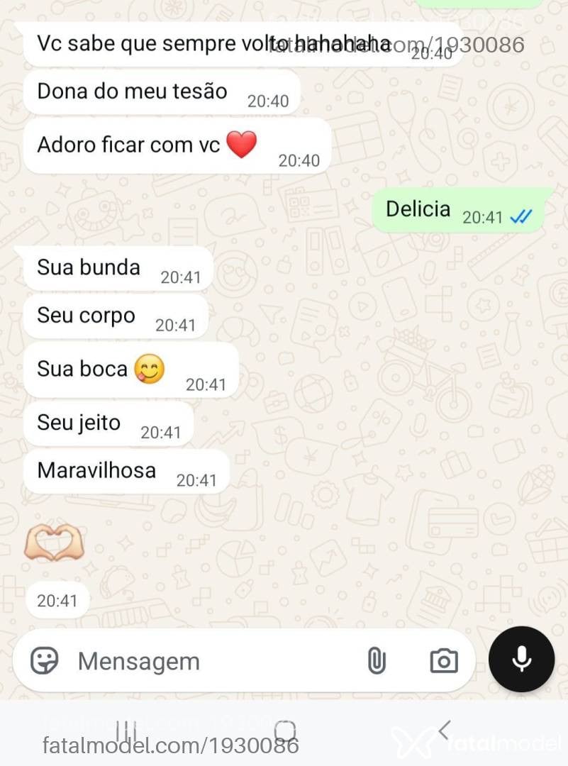 Acompanhante mulher trans morena (o) de olhos pretos - Natashinha