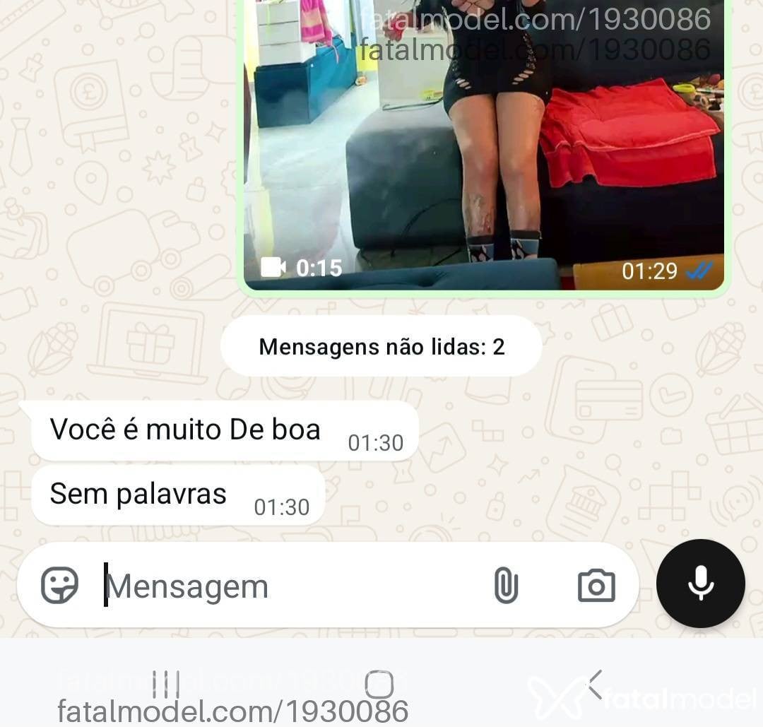 Acompanhante mulher trans morena (o) de olhos pretos - Natashinha