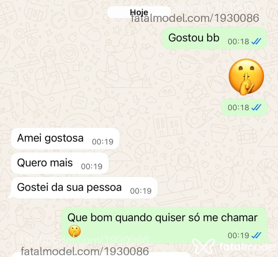 Acompanhante mulher trans morena (o) de olhos pretos - Natashinha