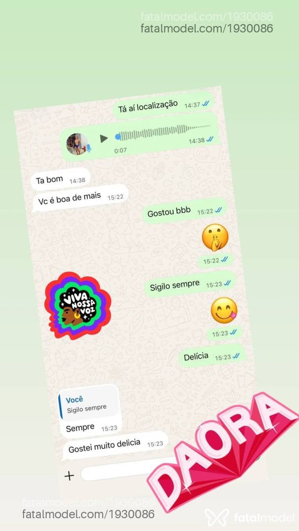 Acompanhante mulher trans morena (o) de olhos pretos - Natashinha