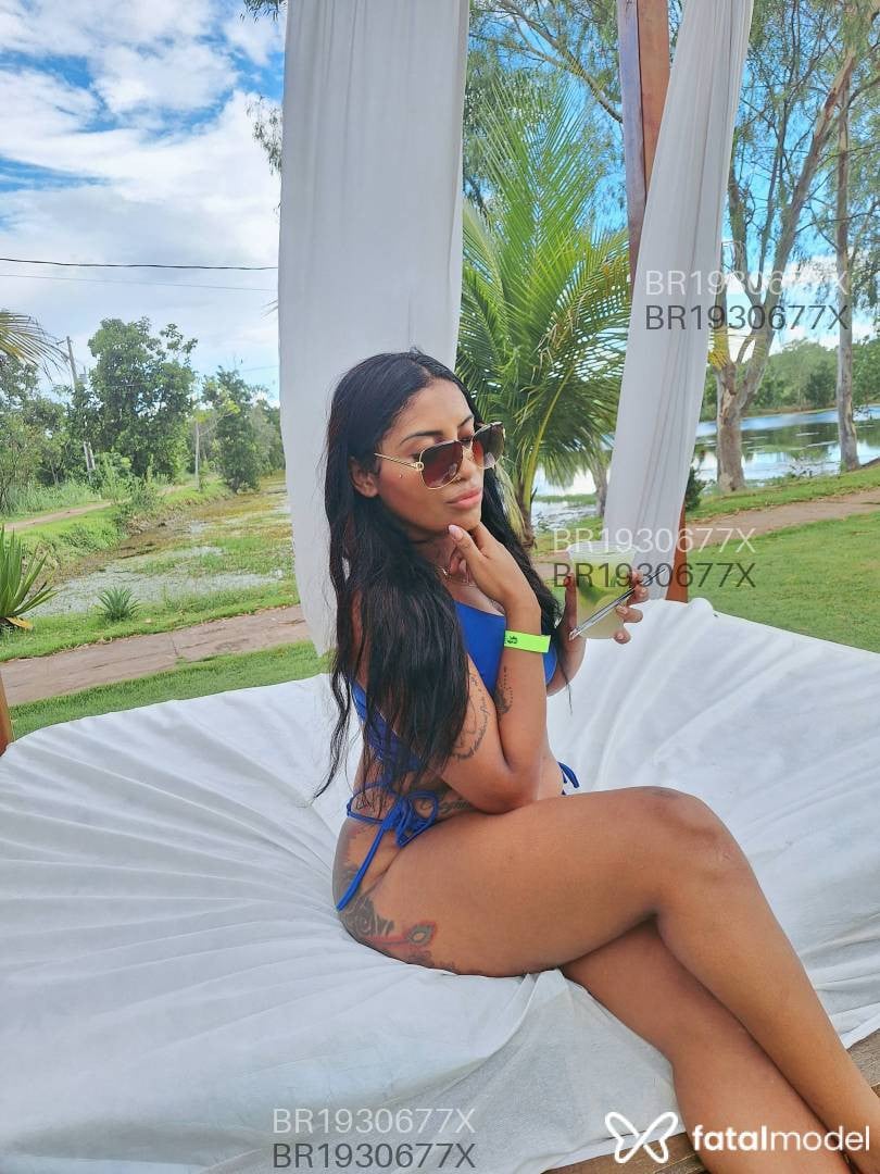 Acompanhante mulher morena (o) de olhos castanhos em Diamantino Acompanhante mulher morena (o) de olhos castanhos em Diamantino - Crystina
