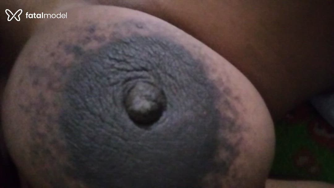 Acompanhante mulher com cabelo castanho de olhos castanhos em Duque de Caxias - Heloá