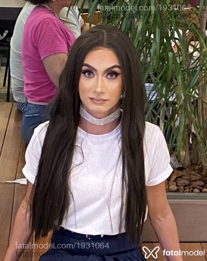 Acompanhante mulher trans loira (o) de olhos castanhos - Rubí Perez Acompanhante mulher trans loira (o) de olhos castanhos - Rubí Perez