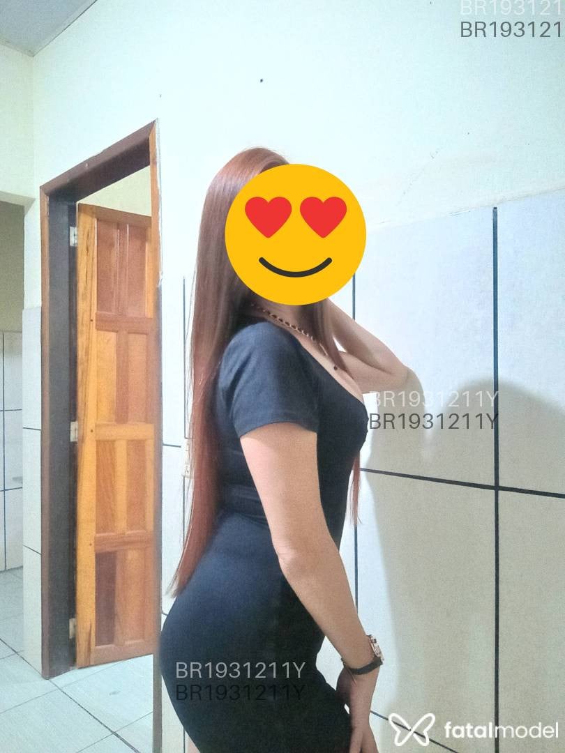 Acompanhante mulher ruiva (o) de olhos castanhos em Pontes e Lacerda - Paola