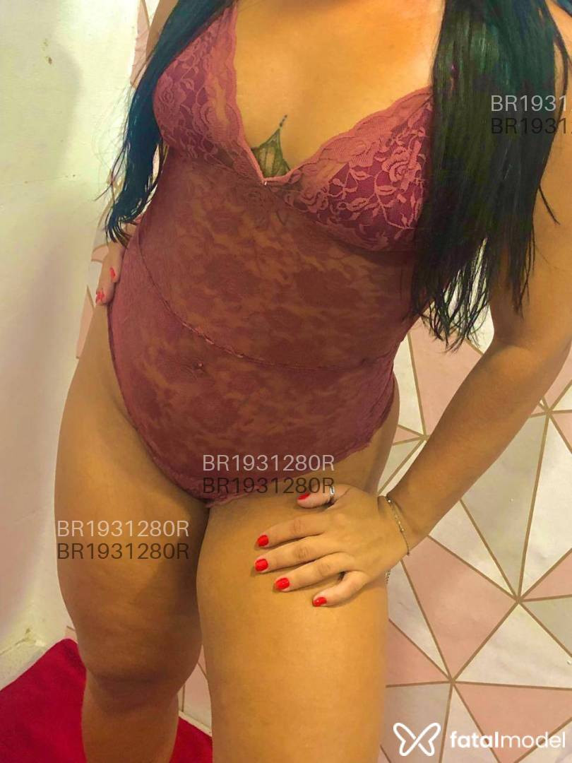 Acompanhante mulher morena (o) de olhos castanhos em Rio de Janeiro Acompanhante mulher morena (o) de olhos castanhos em Rio de Janeiro - Thay
