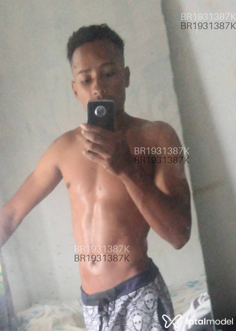 Acompanhante homem com cabelo castanho de olhos castanhos em Itabuna Acompanhante homem com cabelo castanho de olhos castanhos em Itabuna - Jhon William