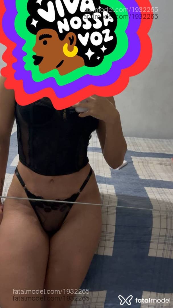 Acompanhante mulher ruiva (o) de olhos mel - Jennifer