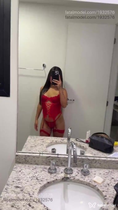 Acompanhante mulher com cabelo castanho de olhos castanhos em São Paulo - Lara Silva