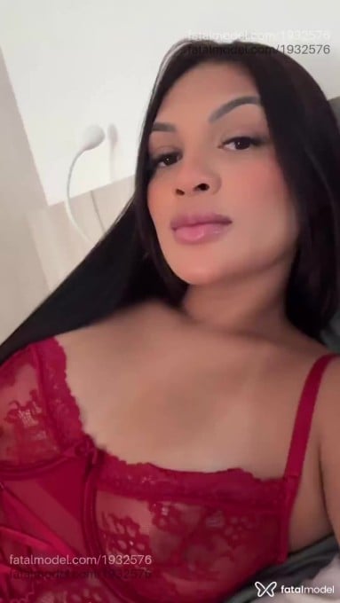 Acompanhante mulher com cabelo castanho de olhos castanhos em São Paulo - Lara Silva