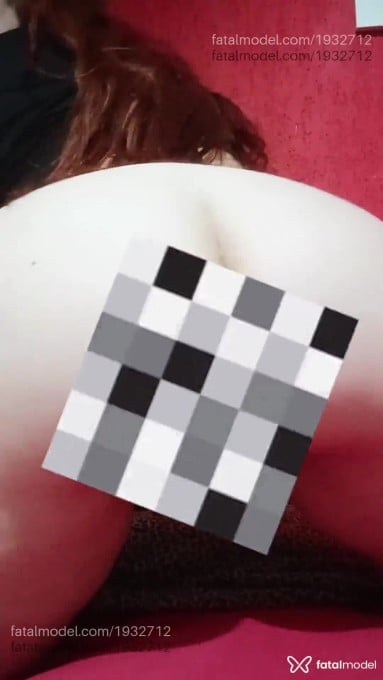 Acompanhante mulher ruiva (o) de olhos castanhos em Virtual - Nathi Esposa