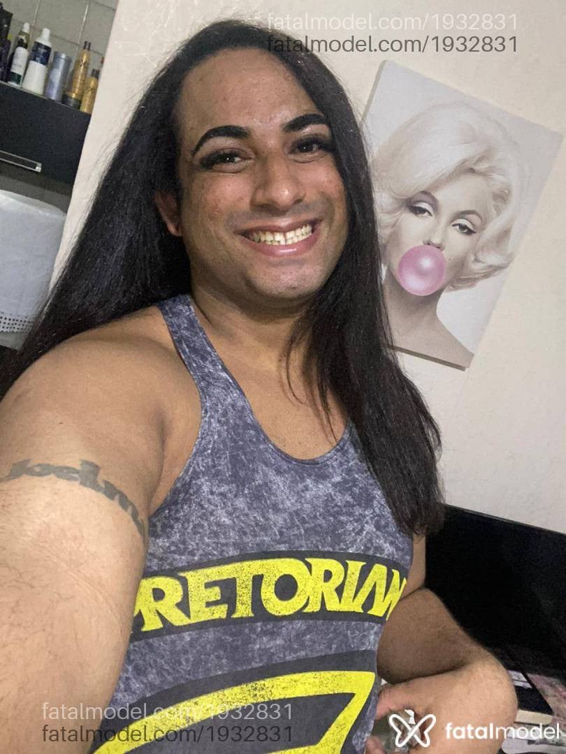 Acompanhante mulher trans com cabelo castanho de olhos castanhos em Virtual - Paloma