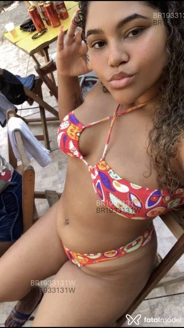 Acompanhante mulher loira (o) de olhos castanhos em Ipatinga - Rafinha Silva