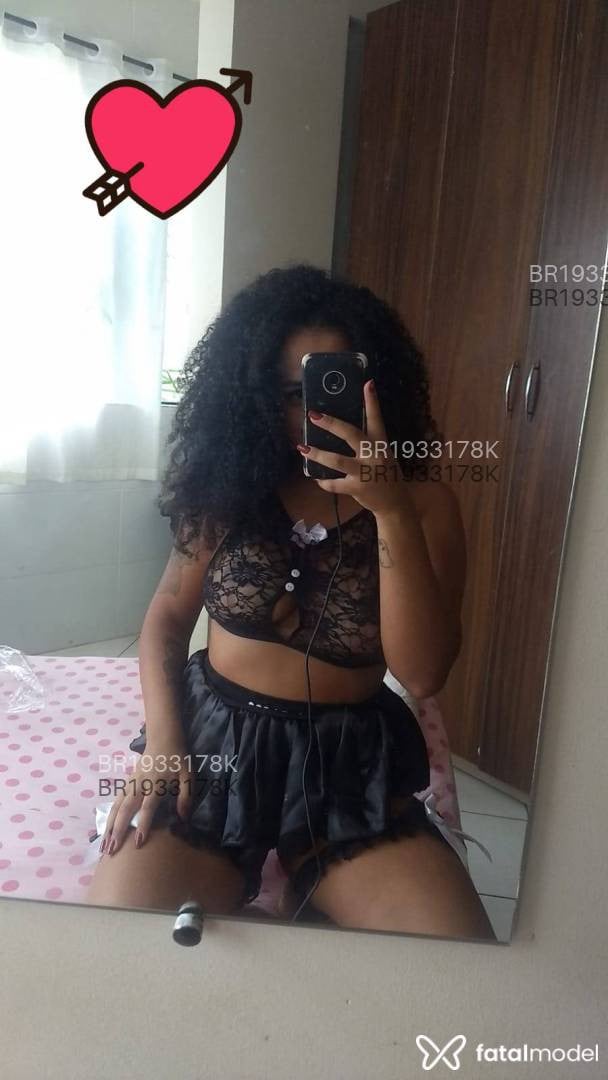 Acompanhante mulher morena (o) de olhos pretos em Brasília - Júlia Medeiros