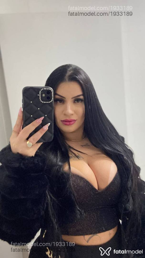 Acompanhante mulher morena (o) de olhos castanhos - Rafaela