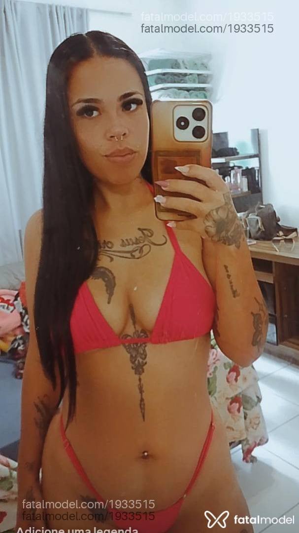 Acompanhante mulher morena (o) de olhos pretos em Itapema - Bebélzinha