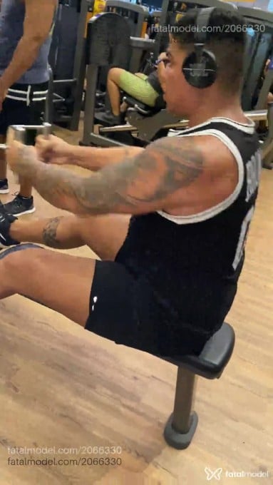 Acompanhante homem morena (o) de olhos pretos - Kaiio Parrudo