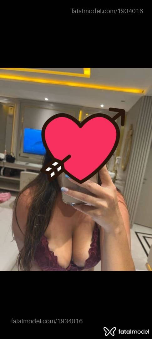Acompanhante mulher com cabelo castanho de olhos castanhos em Tubarão - Nandinhahh