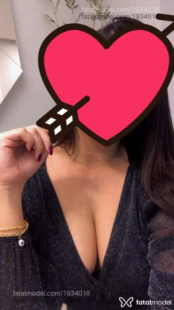 Acompanhante mulher com cabelo castanho de olhos castanhos - Nandinhahh