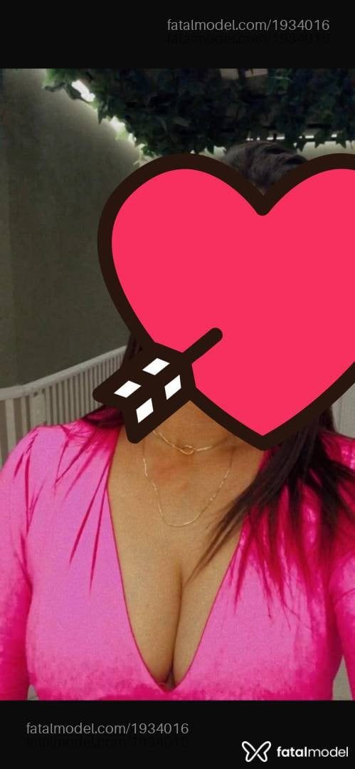 Acompanhante mulher com cabelo castanho de olhos castanhos - Nandinhahh