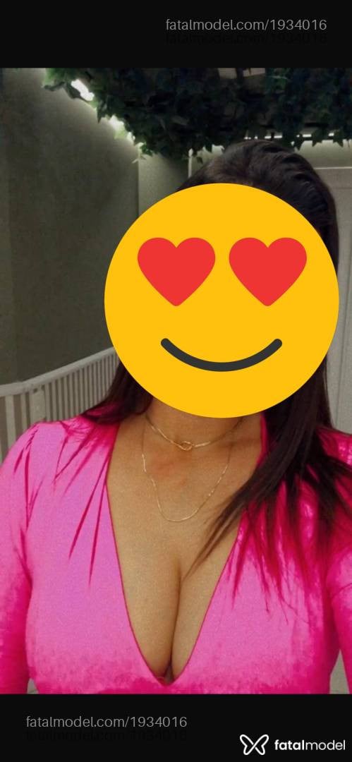 Acompanhante mulher com cabelo castanho de olhos castanhos - Nandinhahh