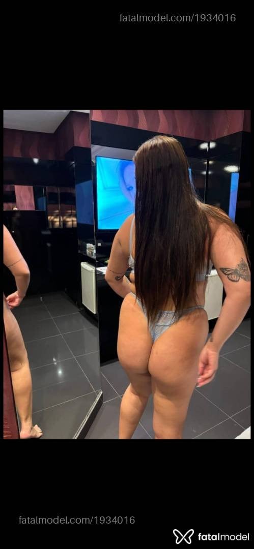 Acompanhante mulher com cabelo castanho de olhos castanhos - Nandinhahh