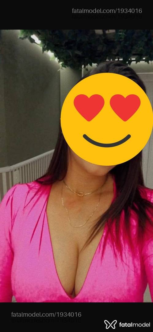 Acompanhante mulher com cabelo castanho de olhos castanhos - Nandinhahh