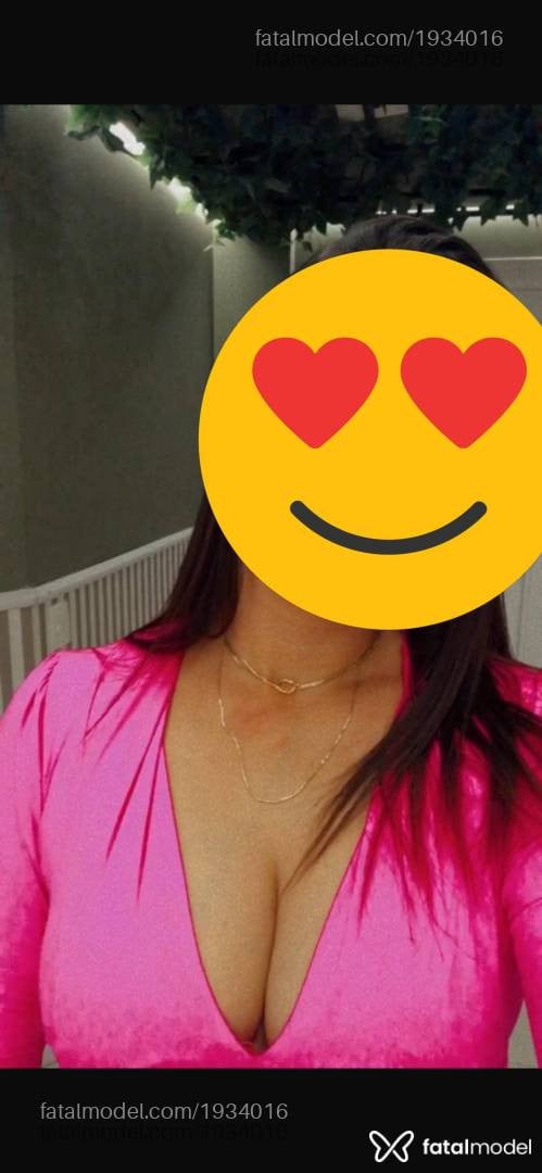 Acompanhante mulher com cabelo castanho de olhos castanhos - Nandinhahh