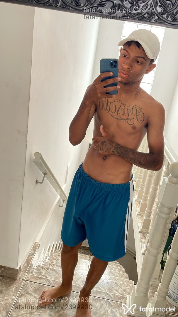 Acompanhante homem morena (o) de olhos pretos - Guilherme Acompanhante homem morena (o) de olhos pretos - Guilherme