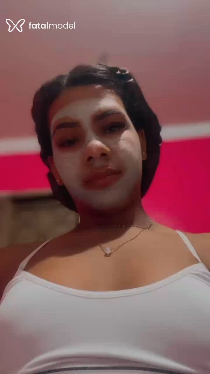 Acompanhante mulher trans morena (o) de olhos castanhos em Luís Eduardo Magalhães - Nandinha