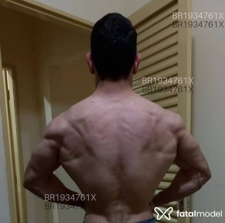 Acompanhante homem morena (o) de olhos castanhos em São Paulo - Leinad