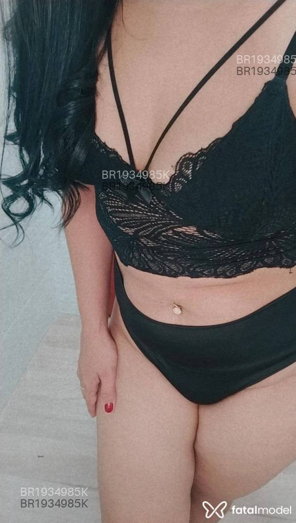 Acompanhante mulher morena (o) de olhos mel em São Carlos - Lara Pires