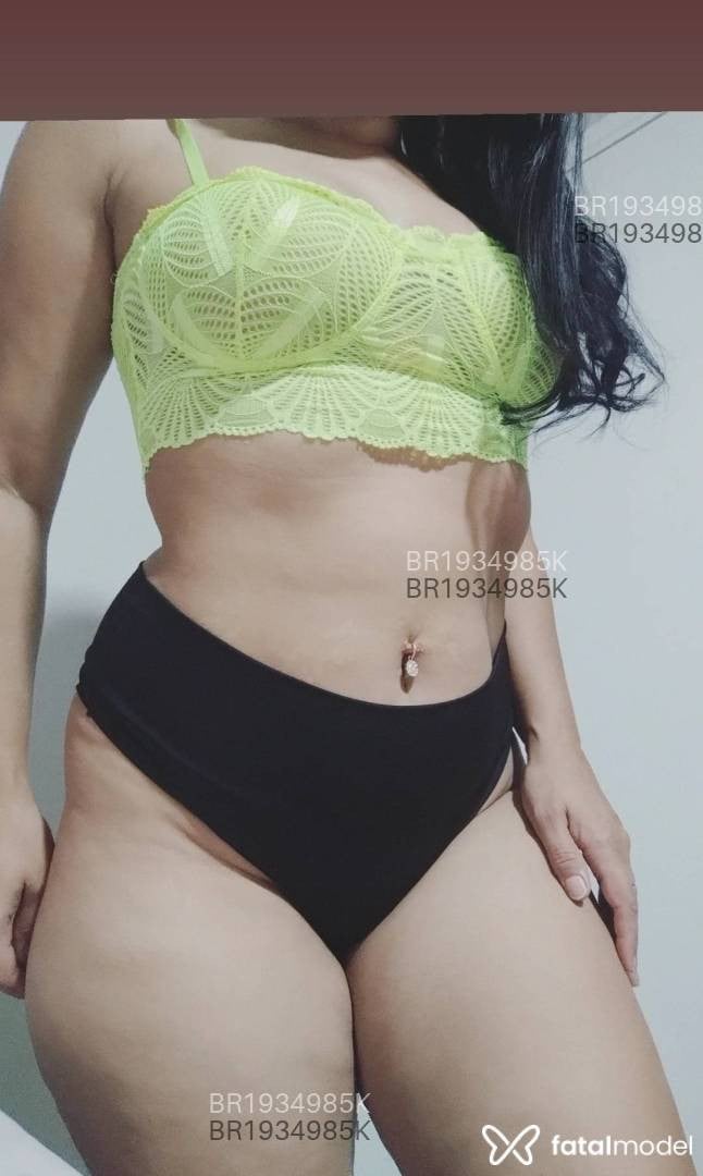 Acompanhante mulher morena (o) de olhos mel em São Carlos - Lara Pires