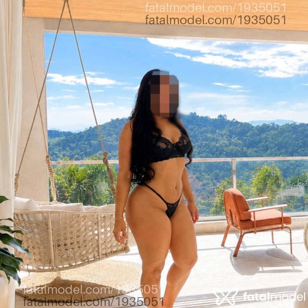 Acompanhante mulher com cabelo castanho de olhos verdes em Juiz de Fora - Gabi Campos