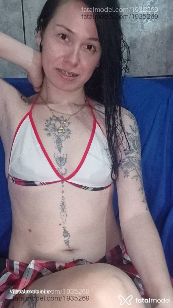 Acompanhante mulher com cabelo castanho de olhos castanhos em Virtual - Venusluxfindom